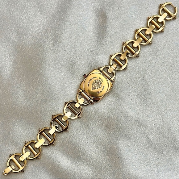 AUTHENTIC VINTAGE GUCCI MOTHER-OF-PEARL GOLD HORSEBIT WATCH - Picture 7 of 8